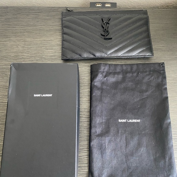 Saint Laurent Monogram Bill Pouch - Picture 5 of 7